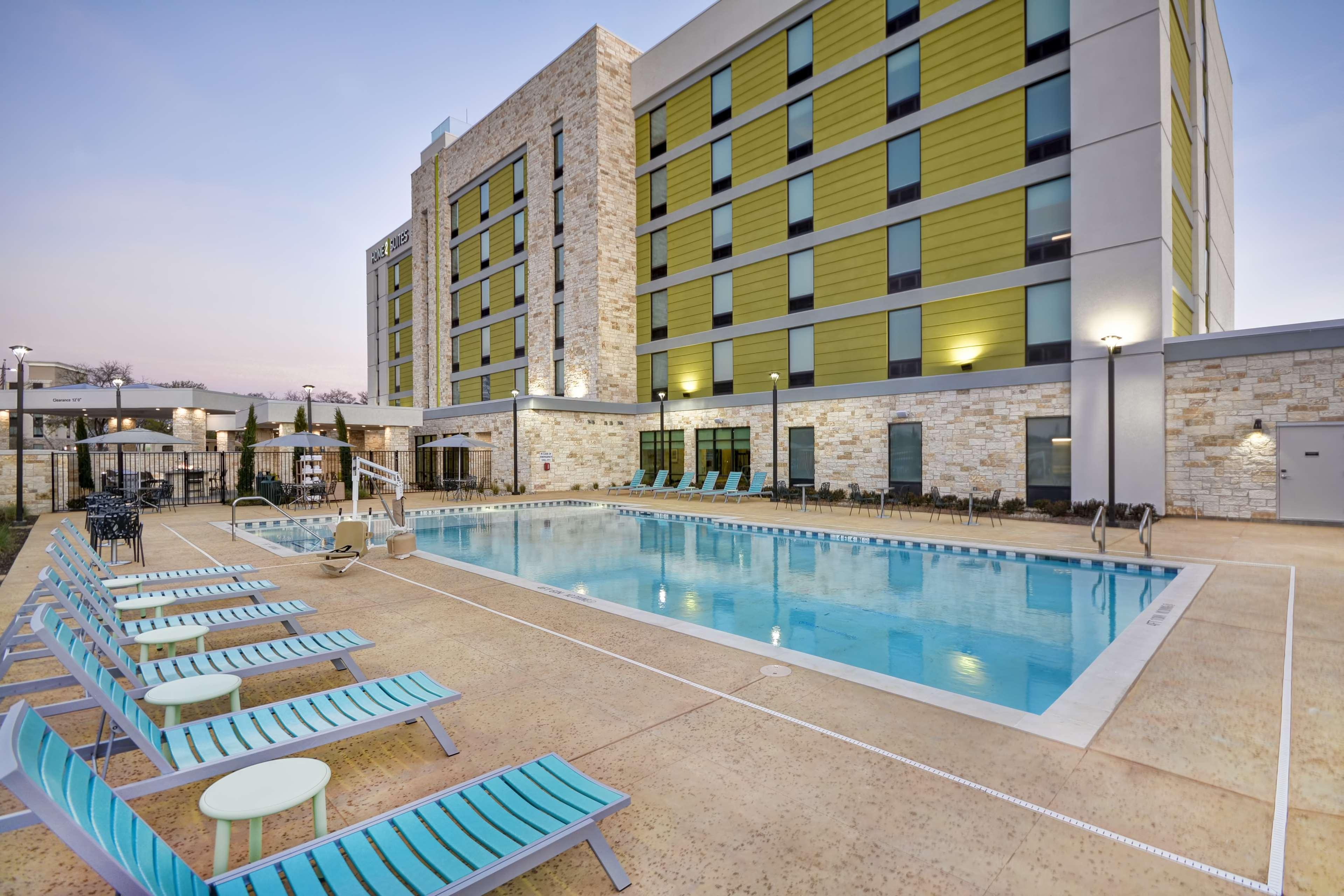 Home2 Suites Plano Legacy West Екстер'єр фото